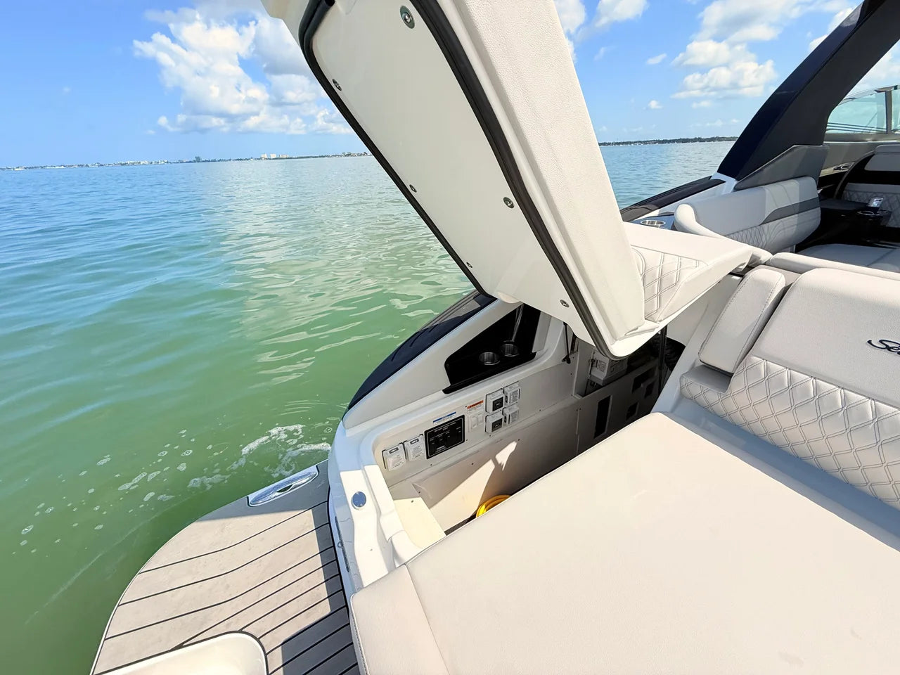 2027 Sea Ray SLX 360 Outboard 36.0 feet, St Petersburg, FL #23