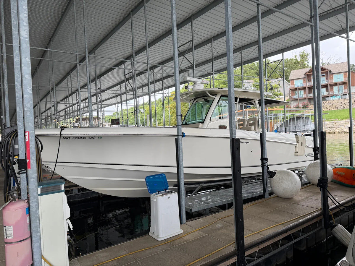 2017 Boston Whaler 350 OUTRAGE 35.0 feet, Lake Ozark, MO #3