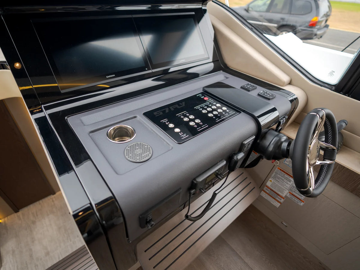 2026 Cruisers Yachts 57 FLY 57.0 feet, Panama City, FL #60