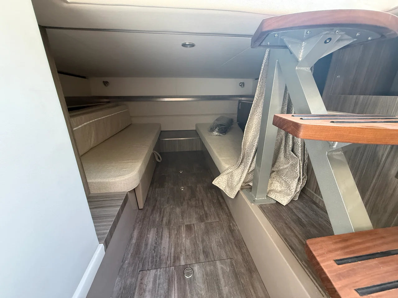 2027 Sea Ray Sundancer 320 Outboard 32.0 feet, Sarasota, FL #24