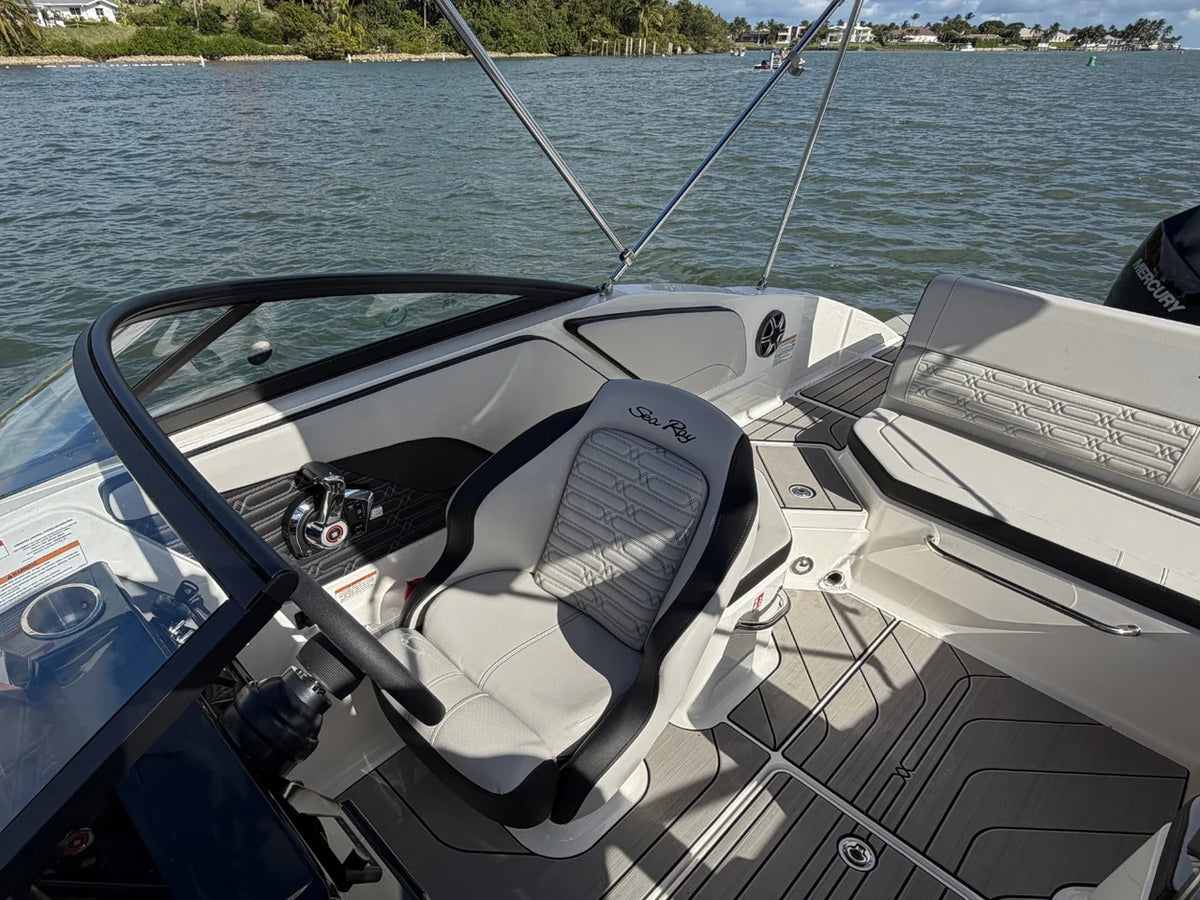 2026 Sea Ray SPX 210 Outboard 21.0 feet, Jupiter, Florida #13