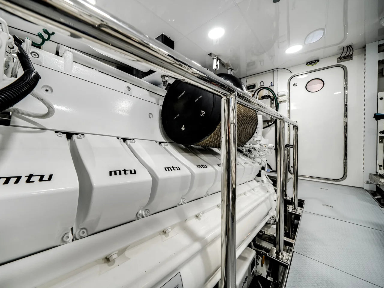 2022 Ocean Alexander 37L 120.0 feet, Fort Lauderdale, FL #122