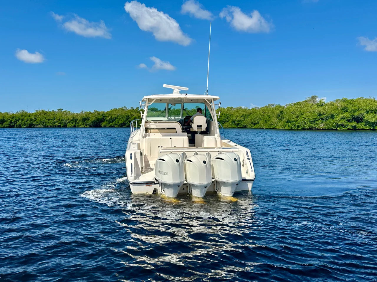 2017 Pursuit OS 385 OFFSHORE 39.0 feet, Fort Myers, Florida #13
