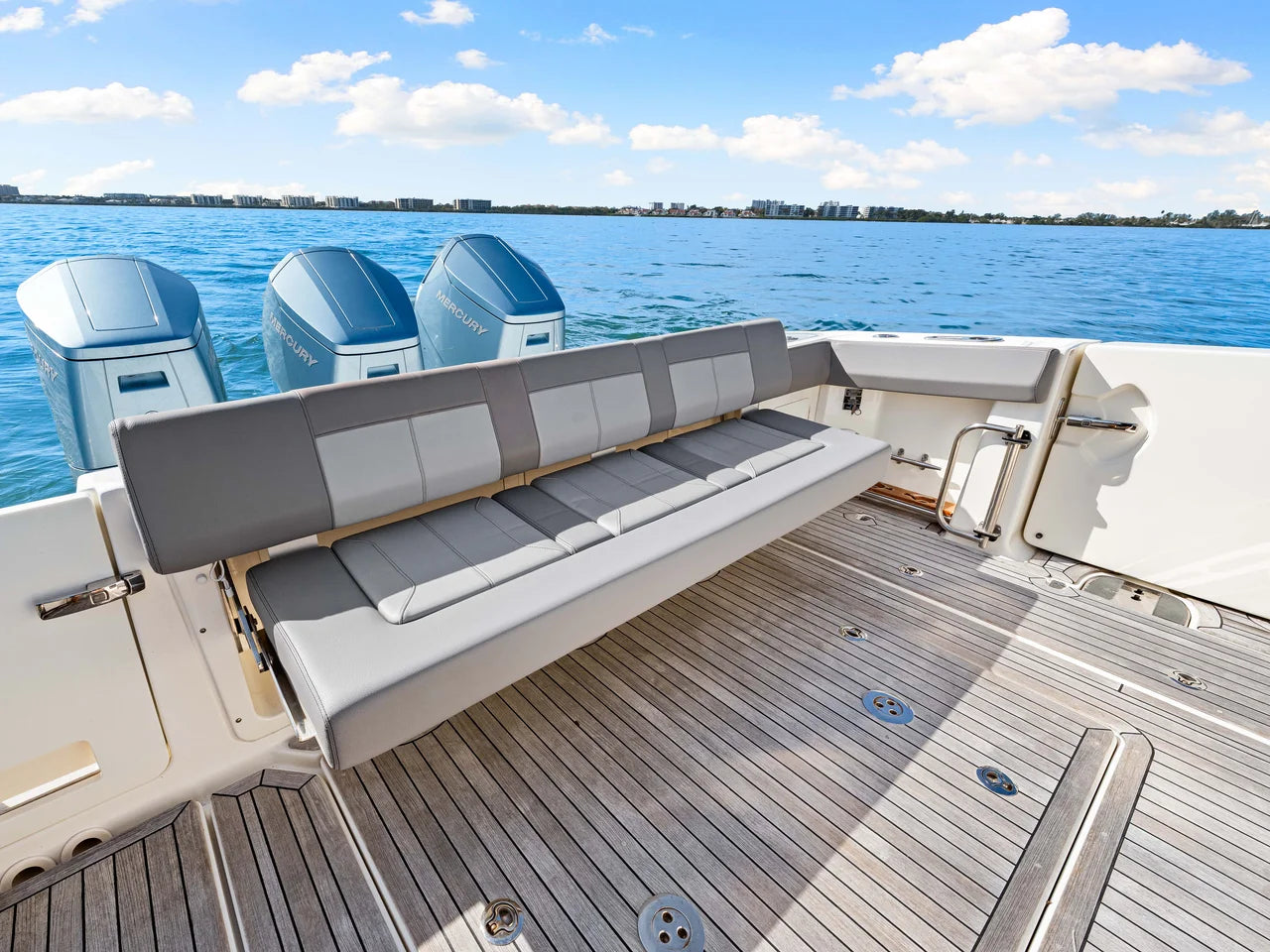 2023 Boston Whaler 420 OUTRAGE 42.0 feet, Fort Myers, Florida #60