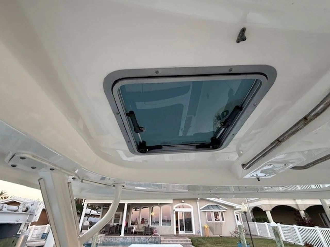 2017 Boston Whaler 320 VANTAGE 32.0 feet, Fort Myers, FL #14