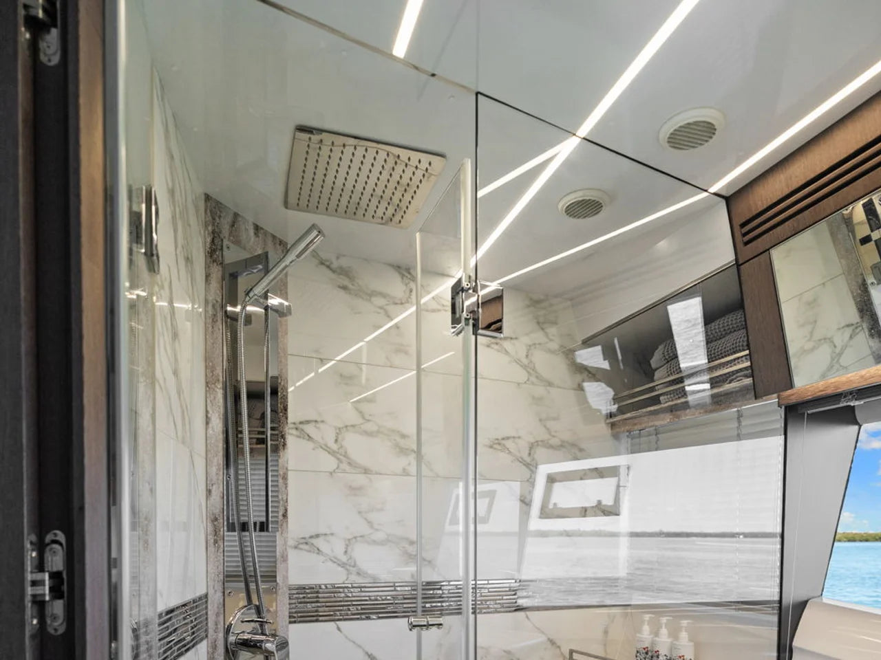 2020 Galeon 680 FLYBRIDGE 72.0 feet, Naples, Florida #48