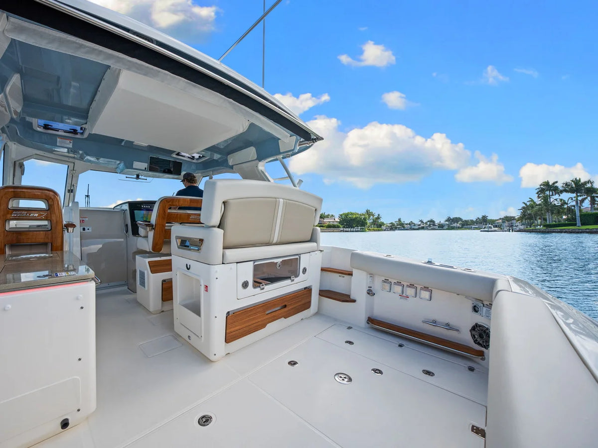 2026 Boston Whaler 380 Realm 38.0 feet, Naples, Florida #43
