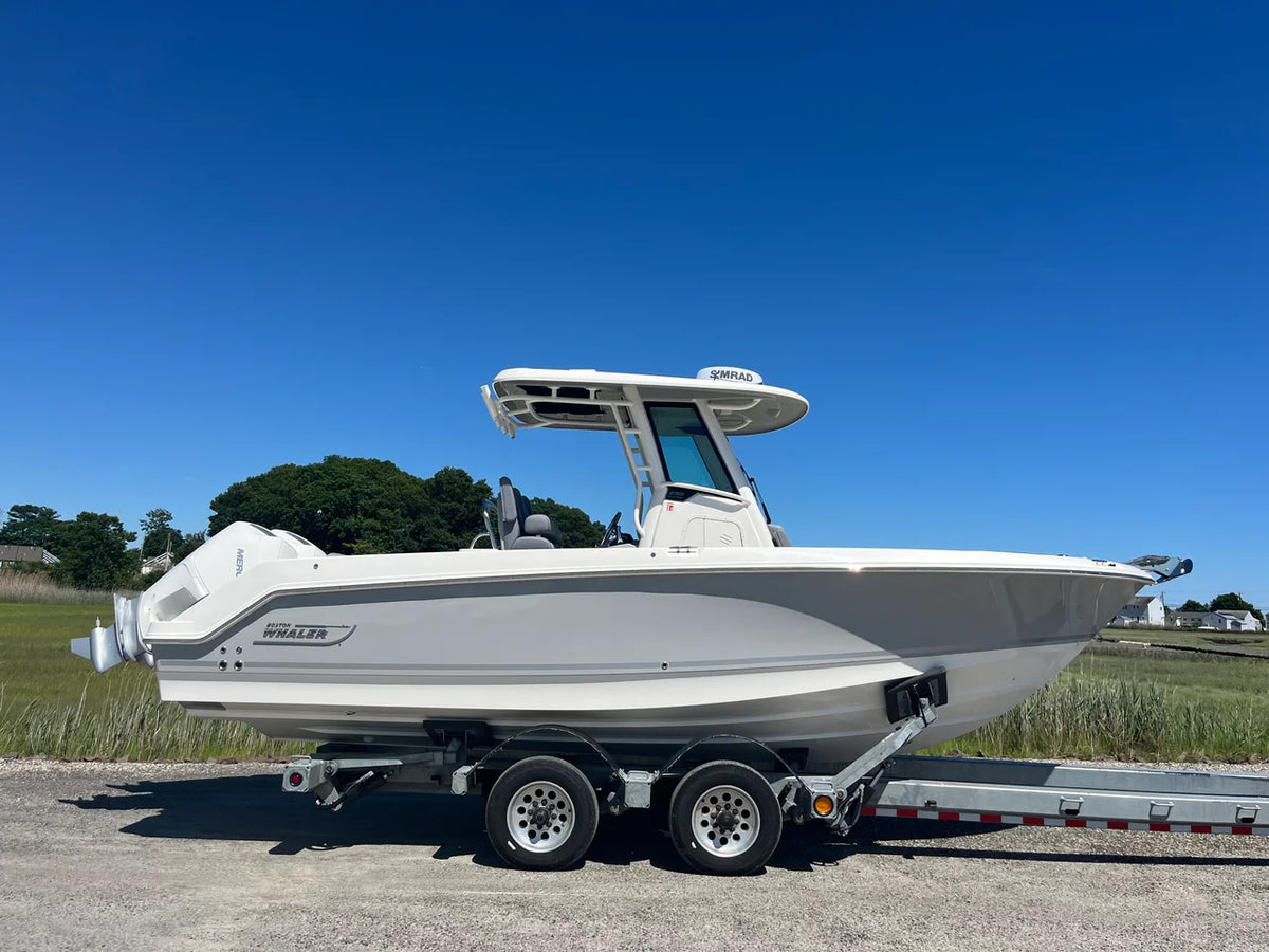 2026 Boston Whaler 250 Outrage 25.0 feet, Westbrook, Connecticut #26