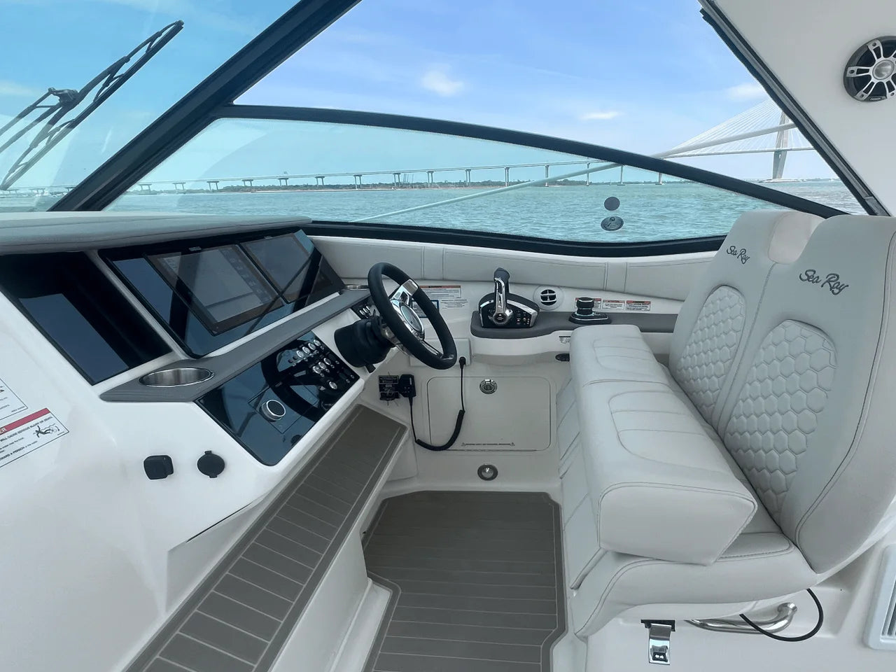 2025 Sea Ray Sundancer 320 Outboard 32.0 feet, Charleston, SC #31
