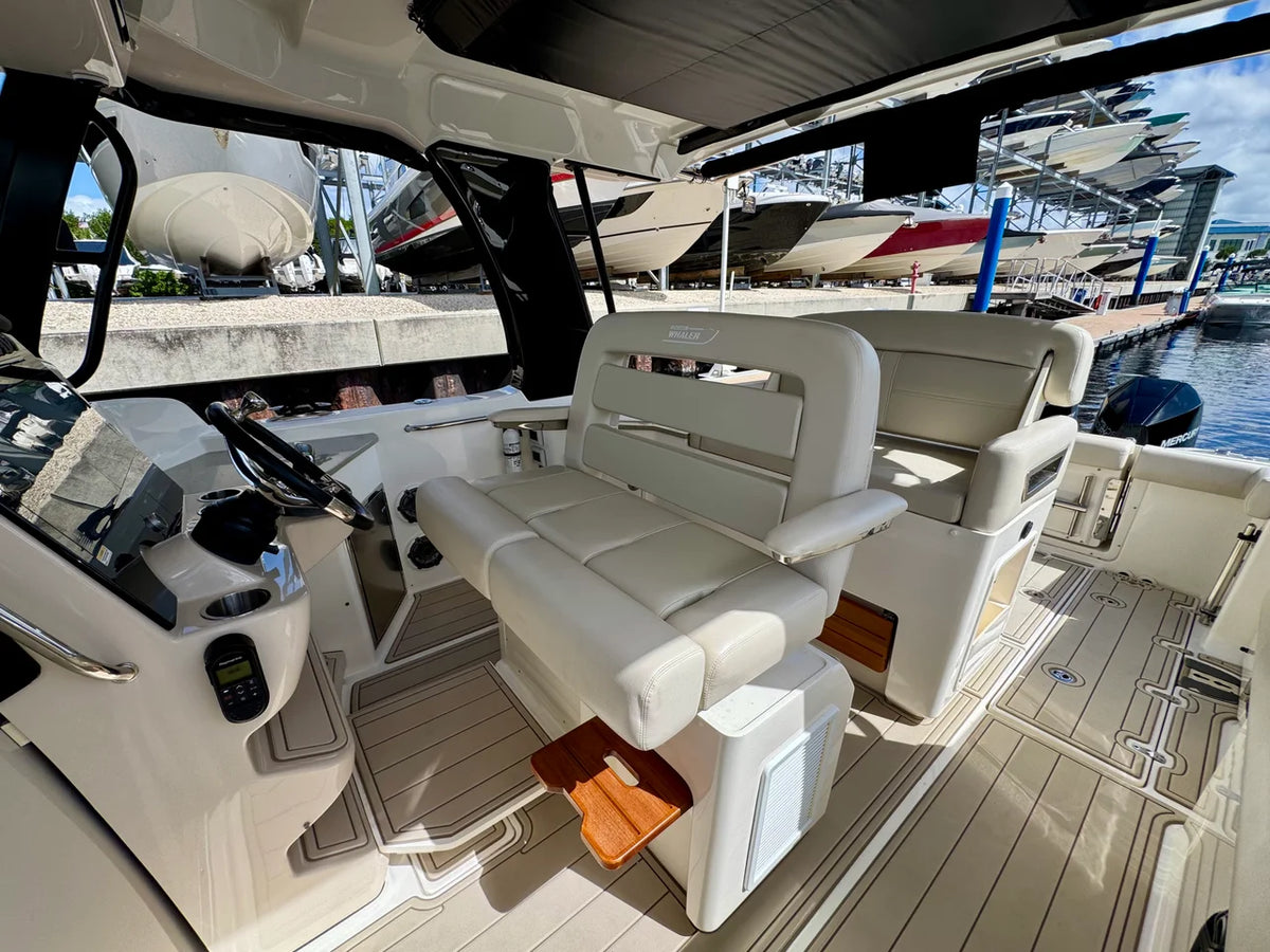 2023 Boston Whaler 350 REALM 35.0 feet, Fort Myers, FL #9