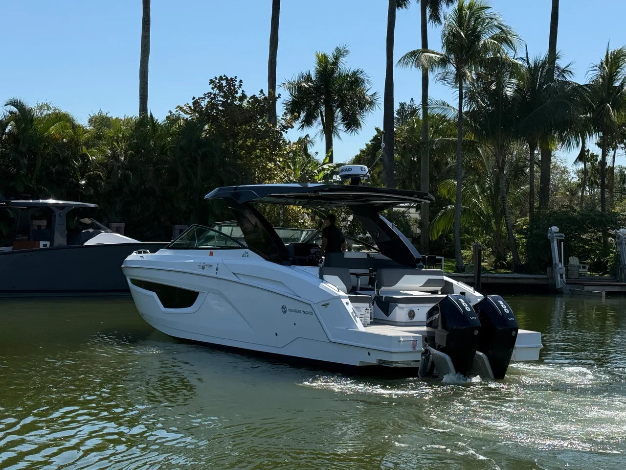 2022 Cruisers Yachts 34 GLS Outboard 34.0 feet, Miami, FL #4