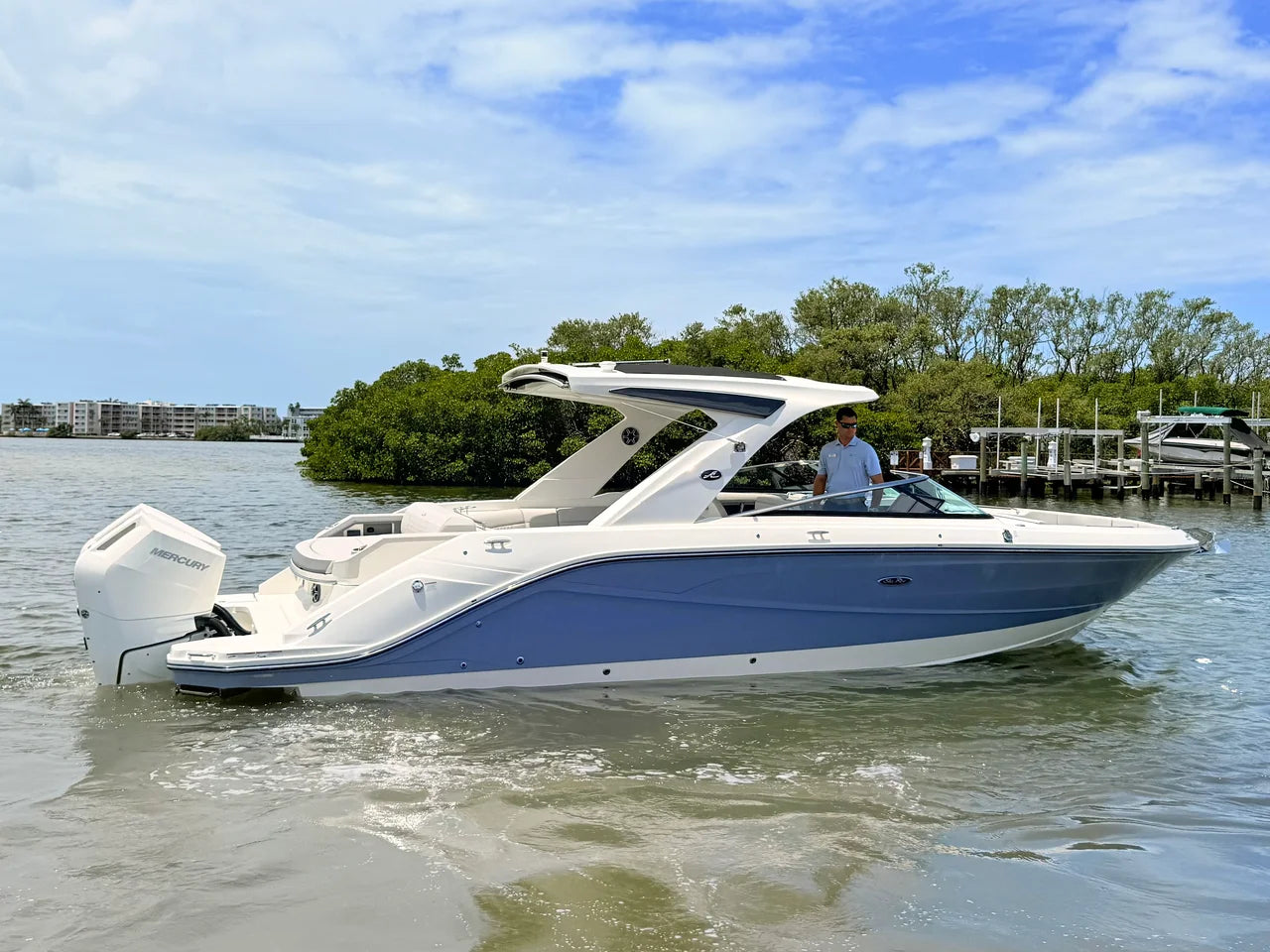 2026 Sea Ray SLX 310 Outboard 31.0 feet, St Petersburg, FL #21