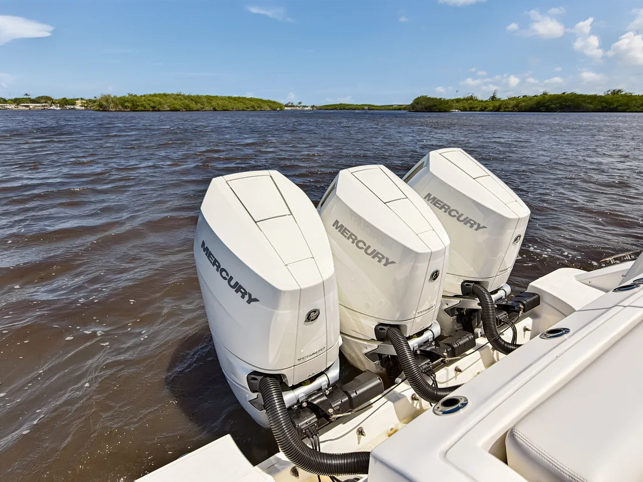 2025 Boston Whaler 350 REALM 35.0 feet, Stuart, Florida #61