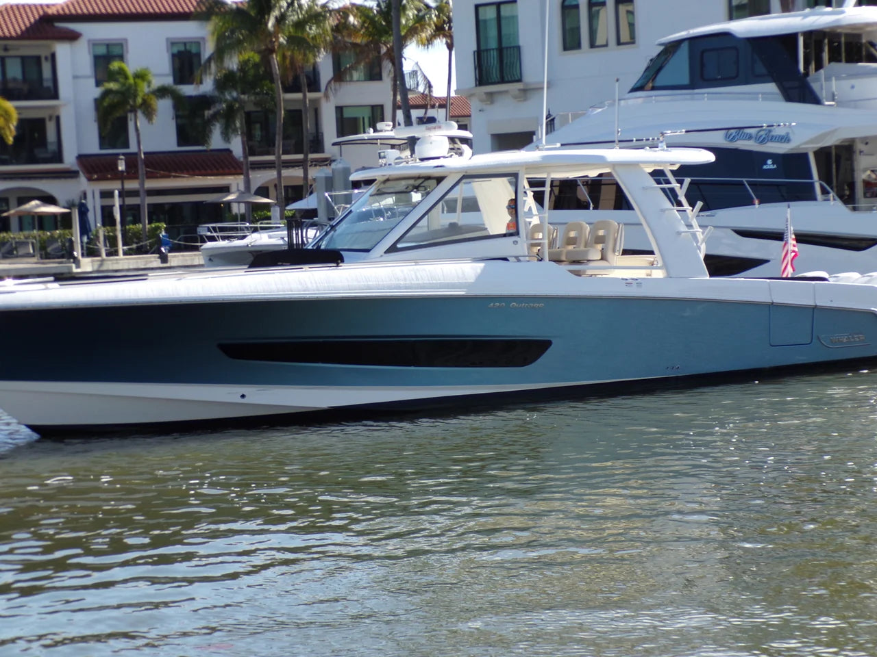 2018 Boston Whaler 420 OUTRAGE 42.0 feet, Naples, FL #101