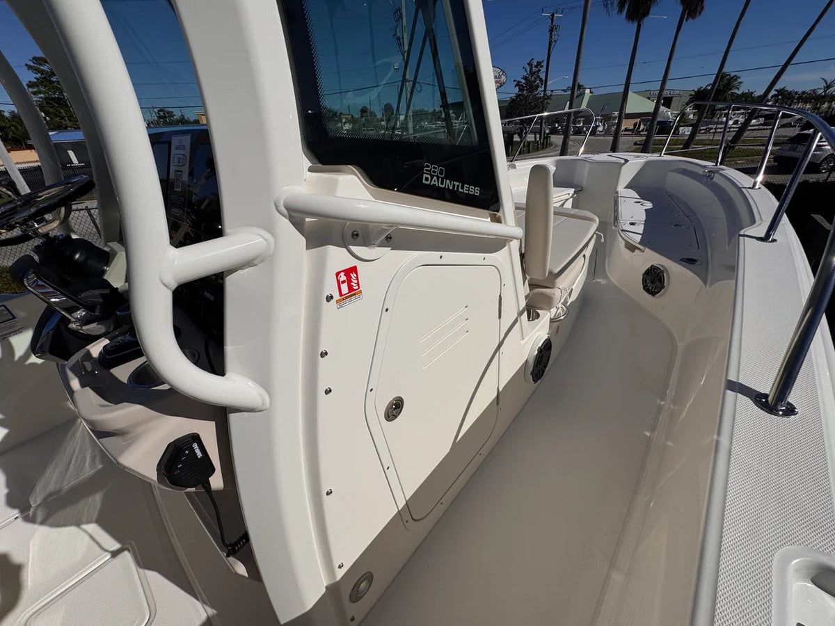 2026 Boston Whaler 280 Dauntless 28.0 feet, Stuart, Florida #21