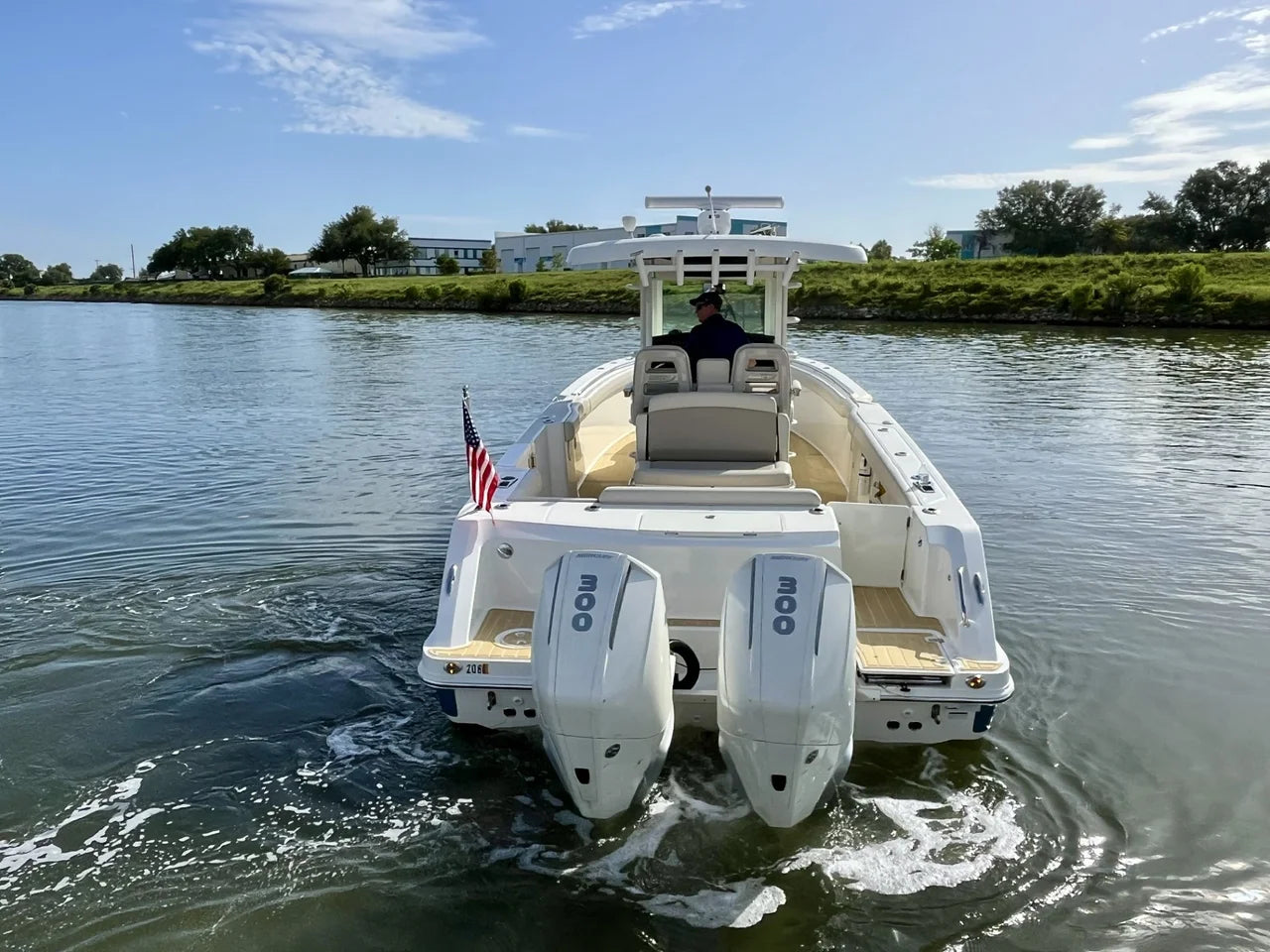 2020 Boston Whaler 330 OUTRAGE 33.0 feet, Venice, Florida #11