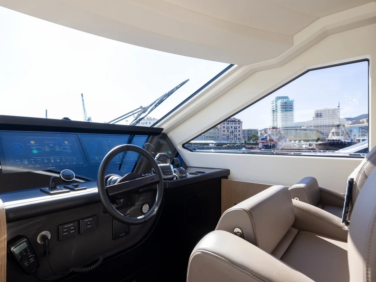 2027 Azimut Fly 82 82.0 feet, Pompano Beach, FL #15