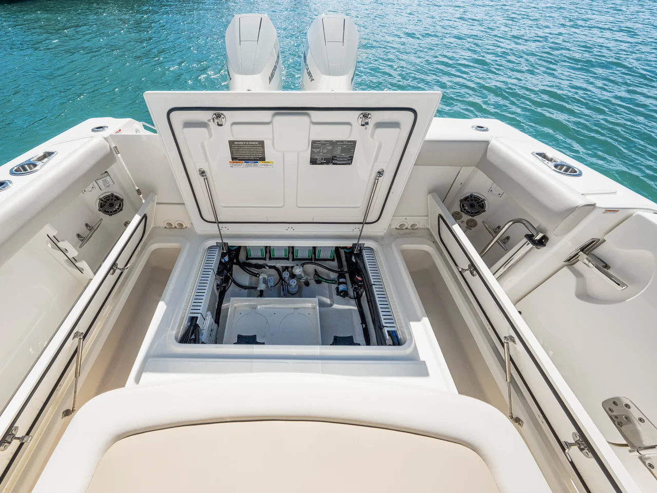 2026 Boston Whaler 330 Outrage 33.0 feet, Sarasota, FL #16