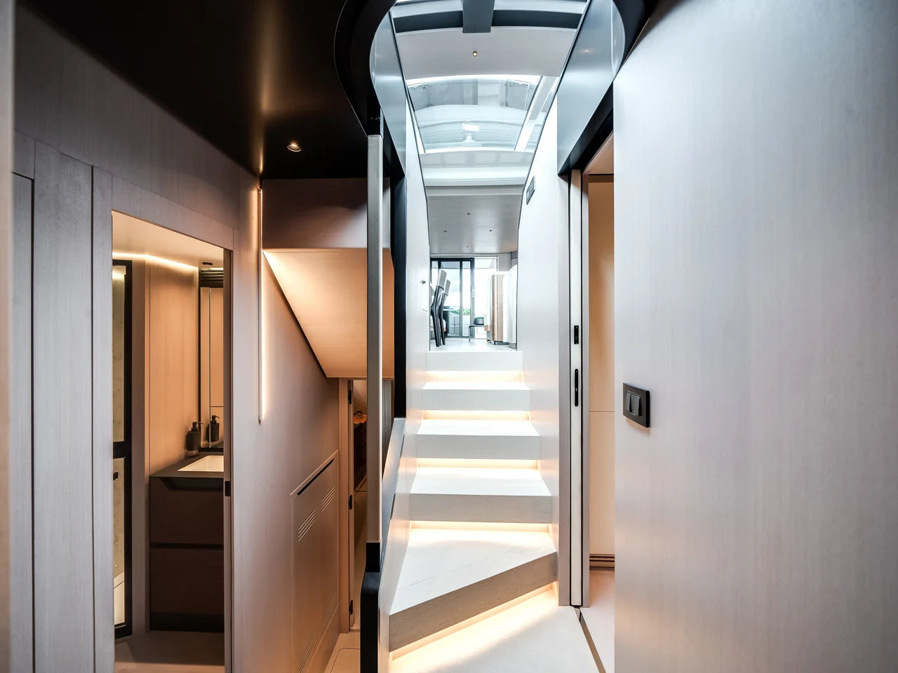 2026 Azimut S8 80.0 feet, Dania Beach, Florida #38