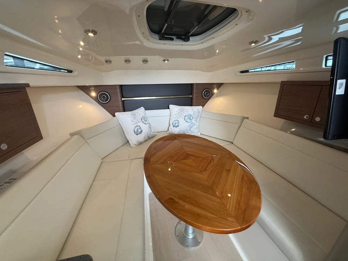 2024 Boston Whaler 325 CONQUEST 32.0 feet, Sarasota, FL #24