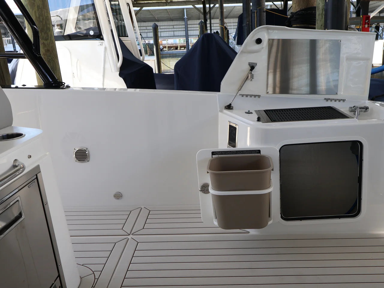 2026 Cruisers Yachts 38 VTR 38.0 feet, Naples, Florida #18
