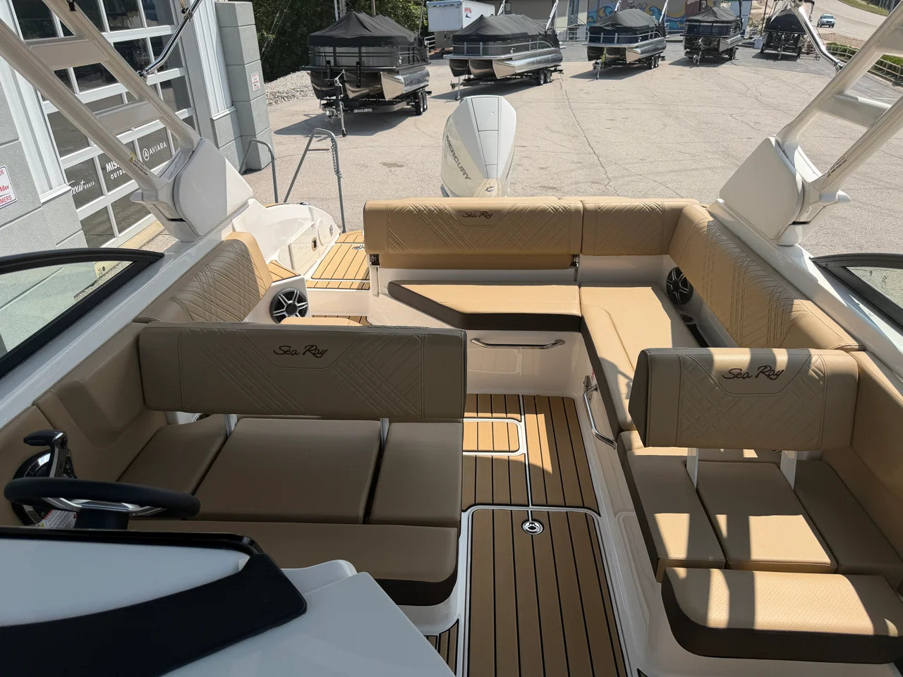 2026 Sea Ray SDX 250 Outboard 25.0 feet, Osage Beach, Missouri #26