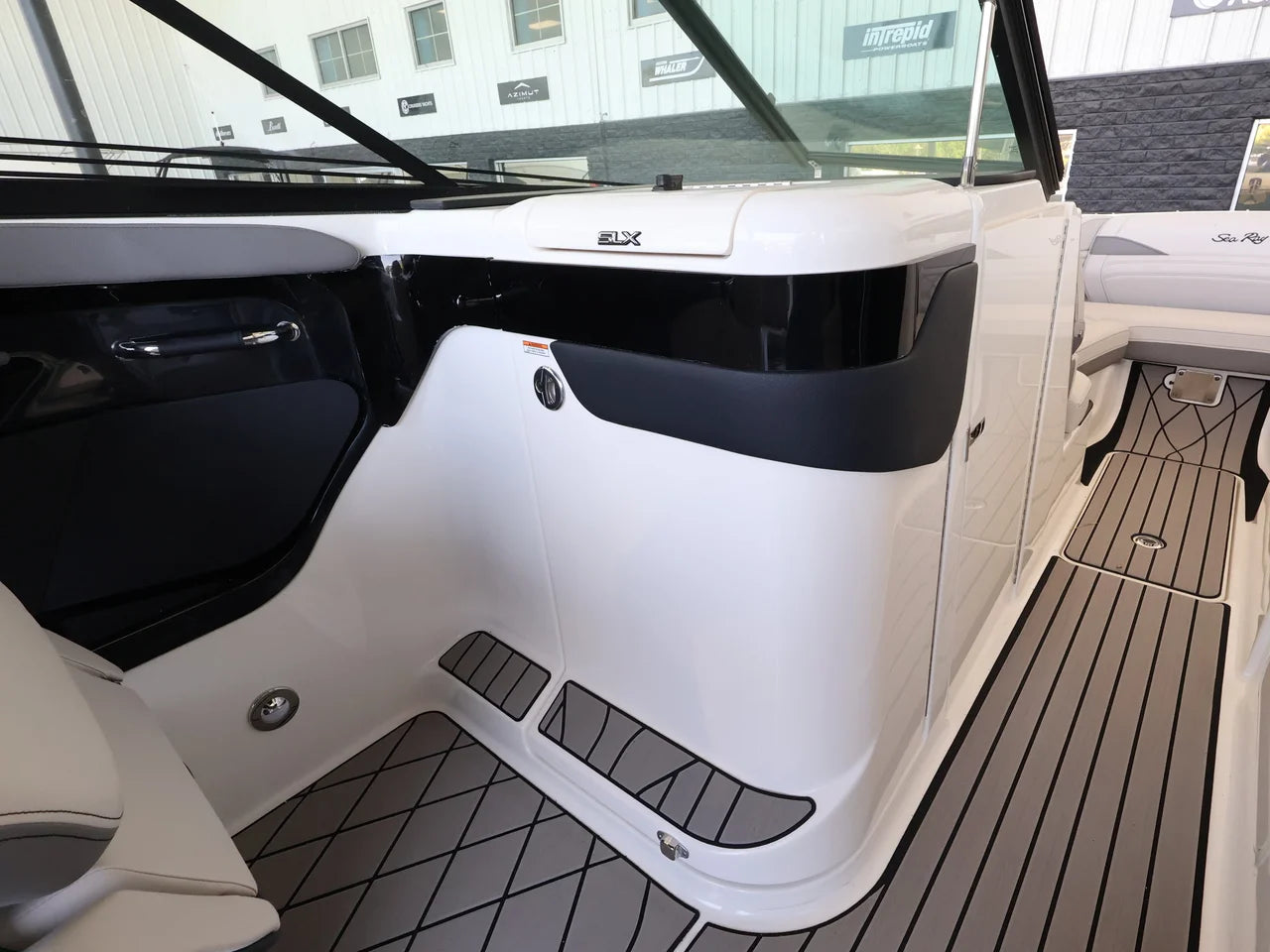 2026 Sea Ray SLX 280 Outboard 28.0 feet, Naples, Florida #19