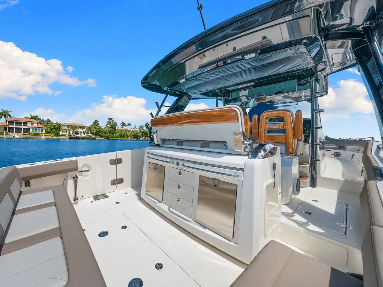 2026 Boston Whaler 420 Outrage 42.0 feet, Naples, Florida #37