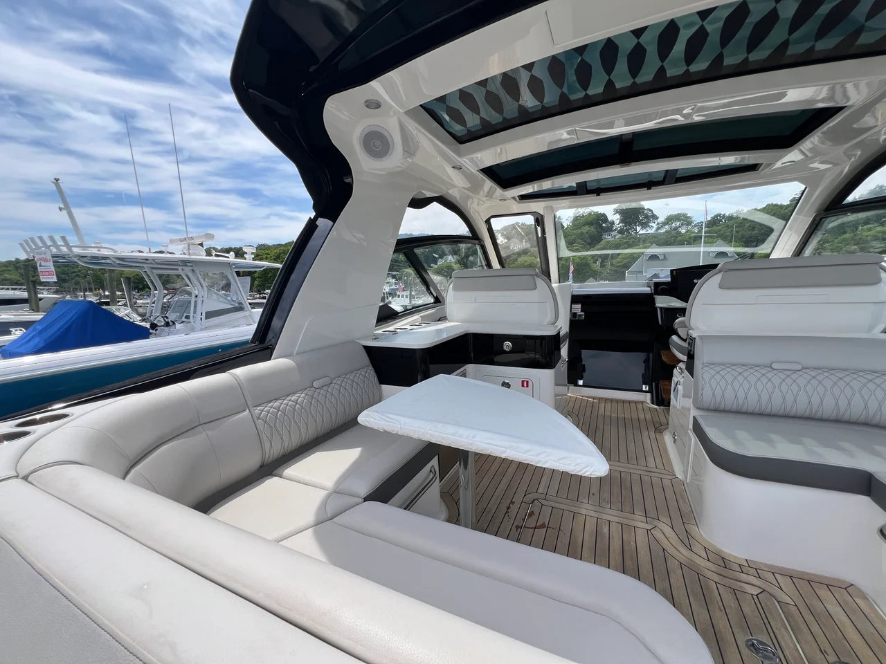 2023 Sea Ray 370 SUNDANCER OB 37.0 feet, Huntington, NY #22