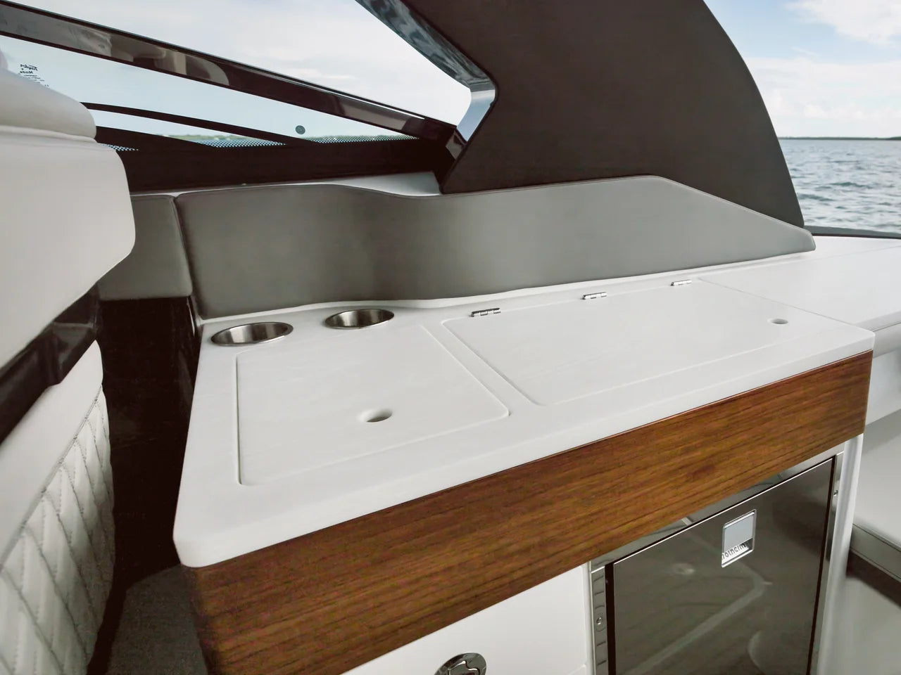 2026 Sea Ray SLX 360 Outboard  36.0 feet, Inuvik, Northwest Territories #26