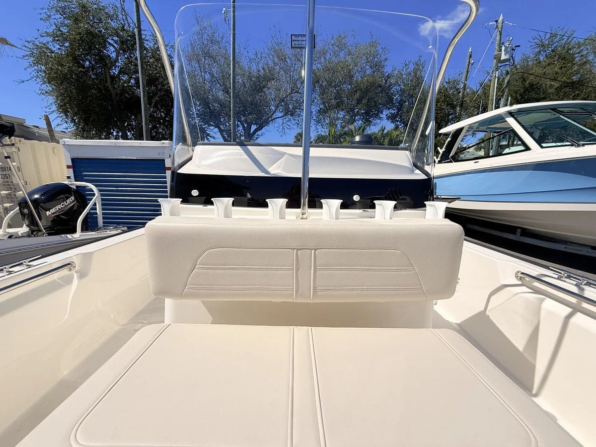 2027 Boston Whaler 210 Montauk 21.0 feet, St Petersburg, FL #33