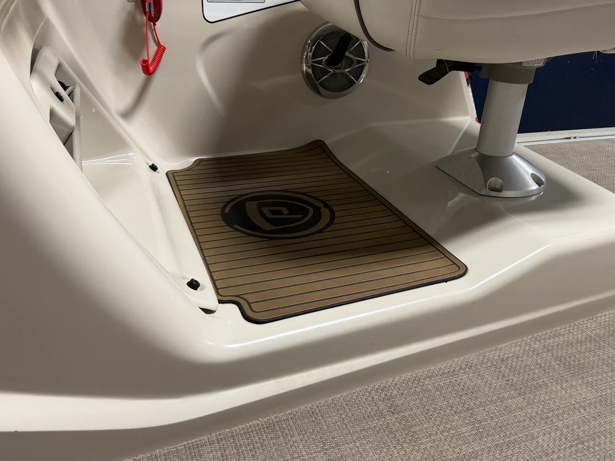 2014 Premier 235 SOLARIS 25.0 feet, Nisswa, Minnesota #35