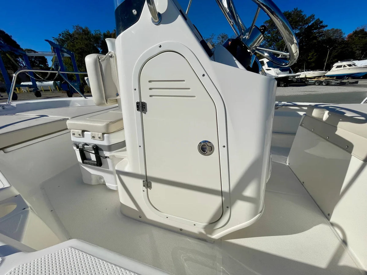 2027 Boston Whaler 150 Montauk 15.0 feet, Quincy, MA #11