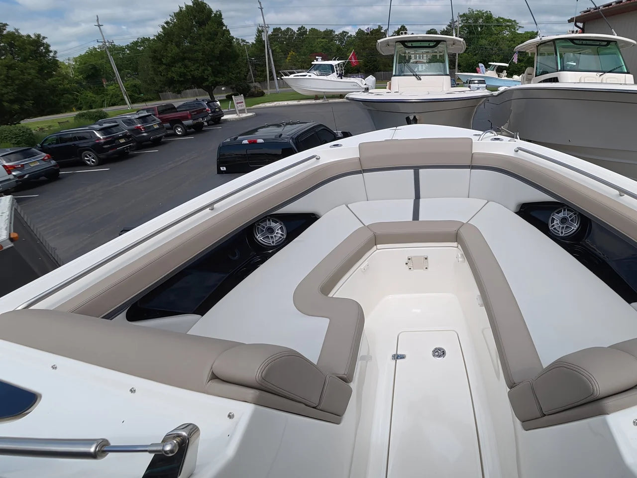 2025 Boston Whaler 330 Vantage 33.0 feet, Dennis, New Jersey #34