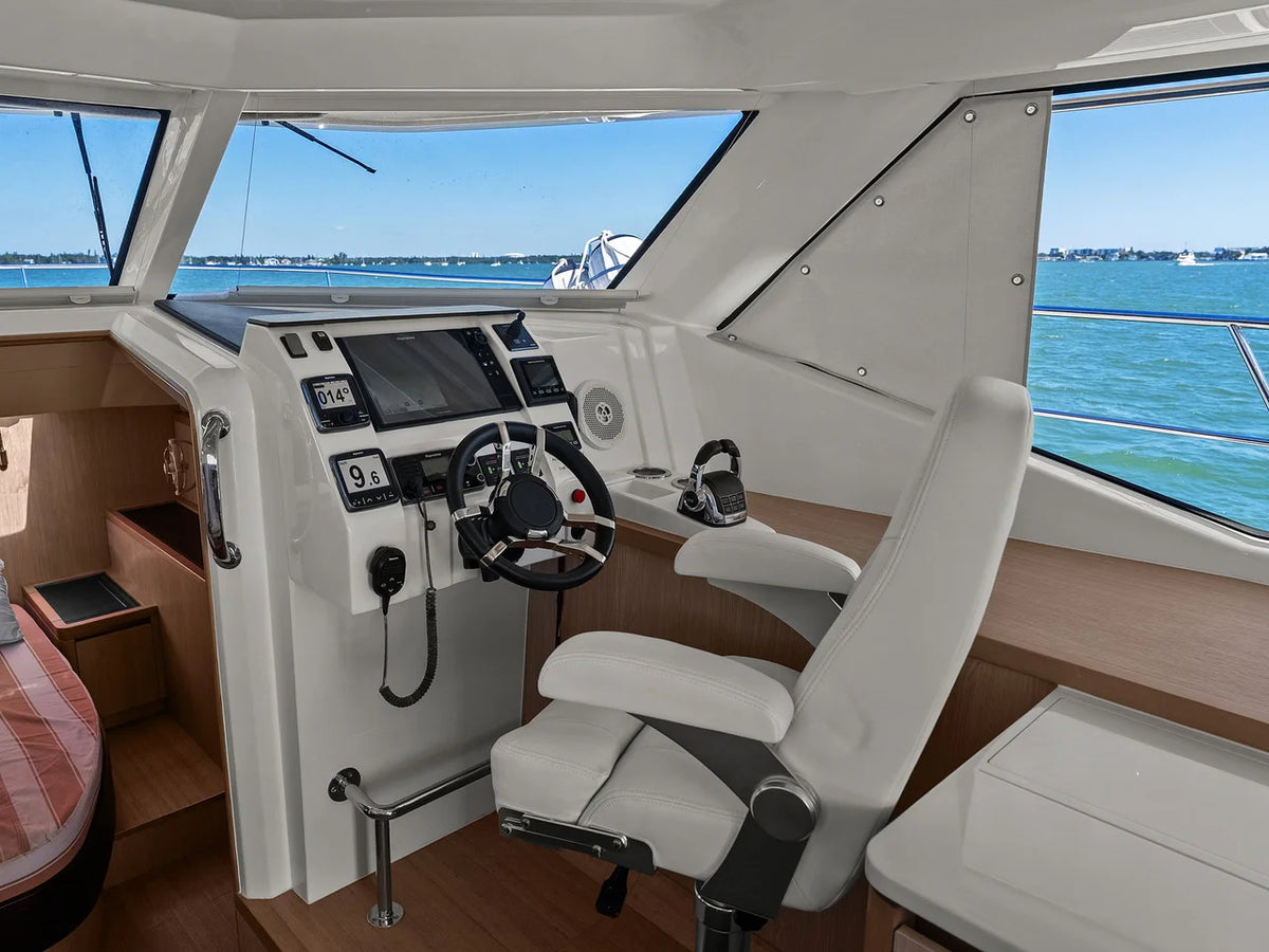 2017 Aquila 44 YACHT 44.0 feet, St Petersburg, FL #51