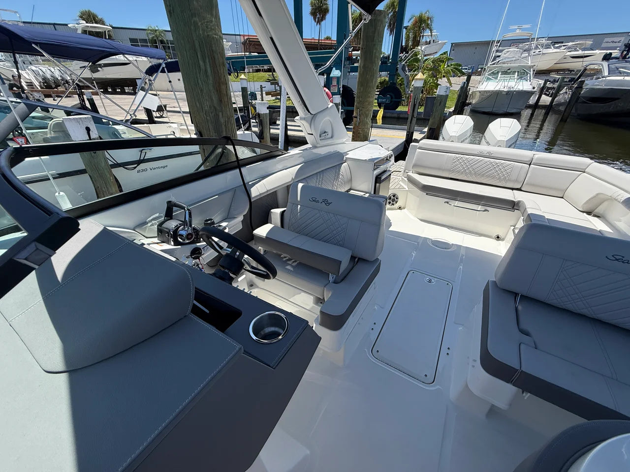 2026 Sea Ray SDX 290 Outboard 29.0 feet, Venice, Florida #9