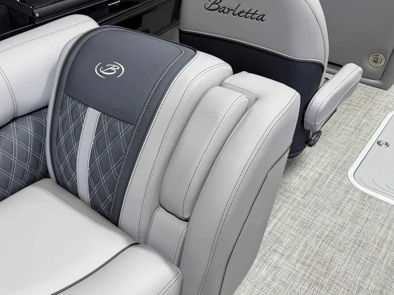 2027 Barletta LUSSO23QCSS 23.0 feet, Crosslake, Minnesota #75