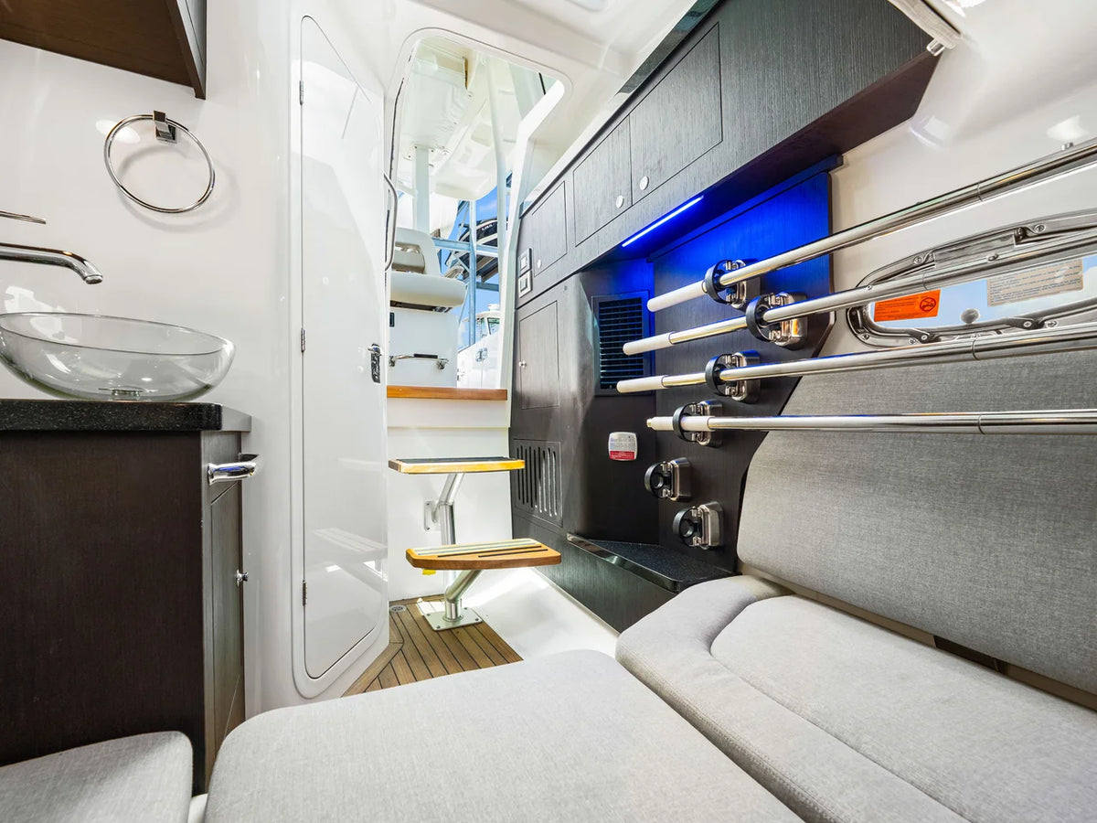 2026 Boston Whaler 380 Outrage 38.0 feet, Sarasota, FL #73