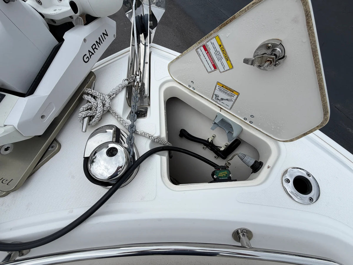 2018 Boston Whaler 230 OUTRAGE 23.0 feet, Charleston, SC #28
