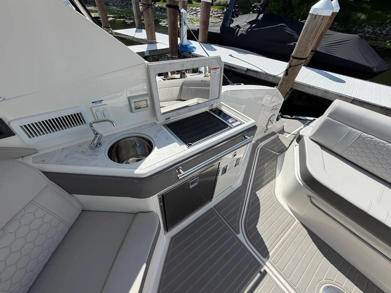 2026 Sea Ray Sundancer 320 32.0 feet, Excelsior, Minnesota #33