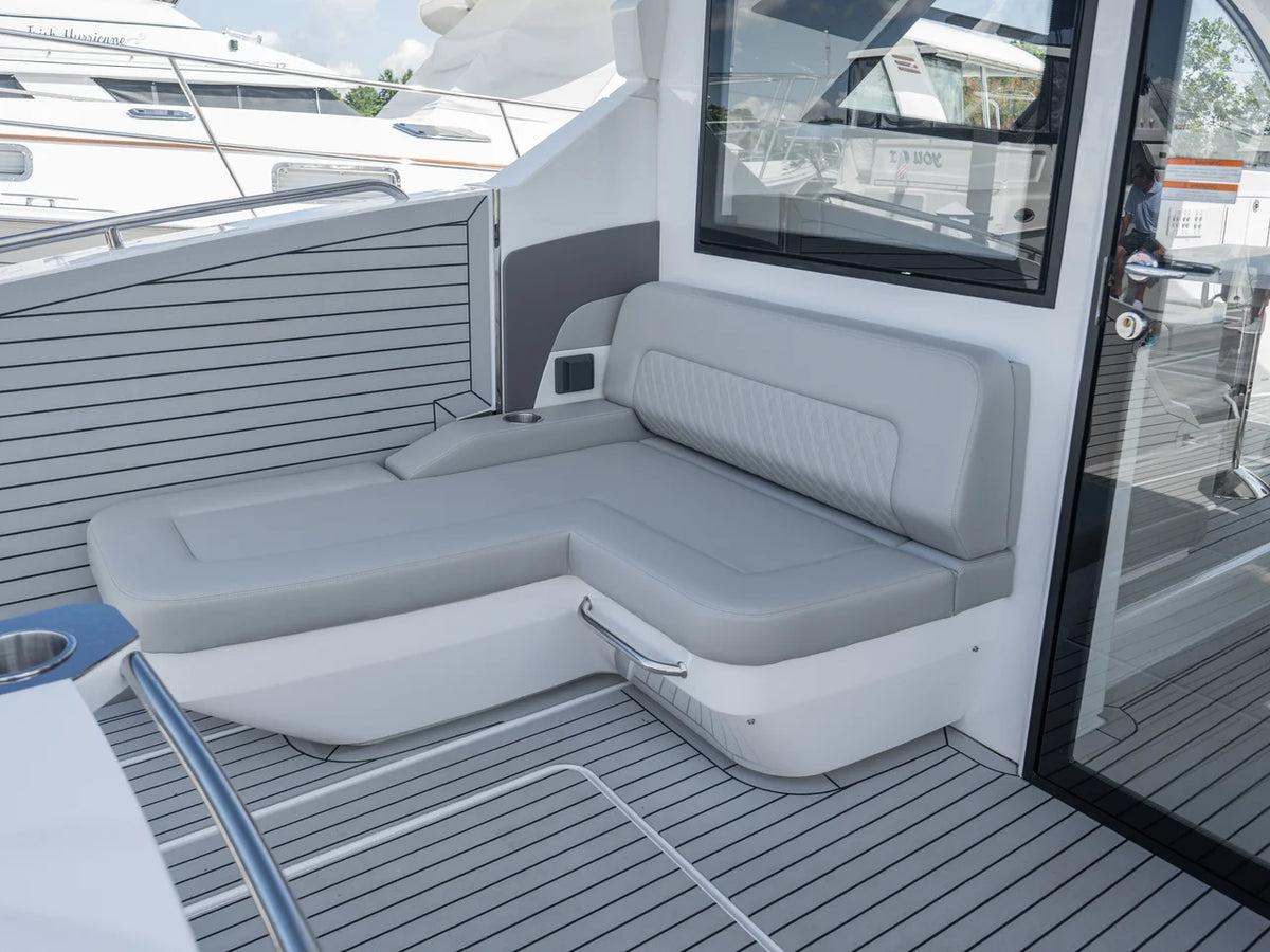 2026 Cruisers Yachts 50 GLS Outboard 50.0 feet, Grasonville, MD #35