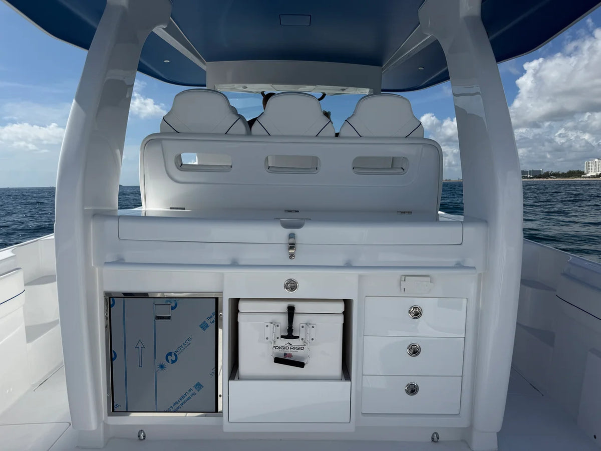 2027 Intrepid 43 NOMAD SE 43.0 feet, Dania, FL #17