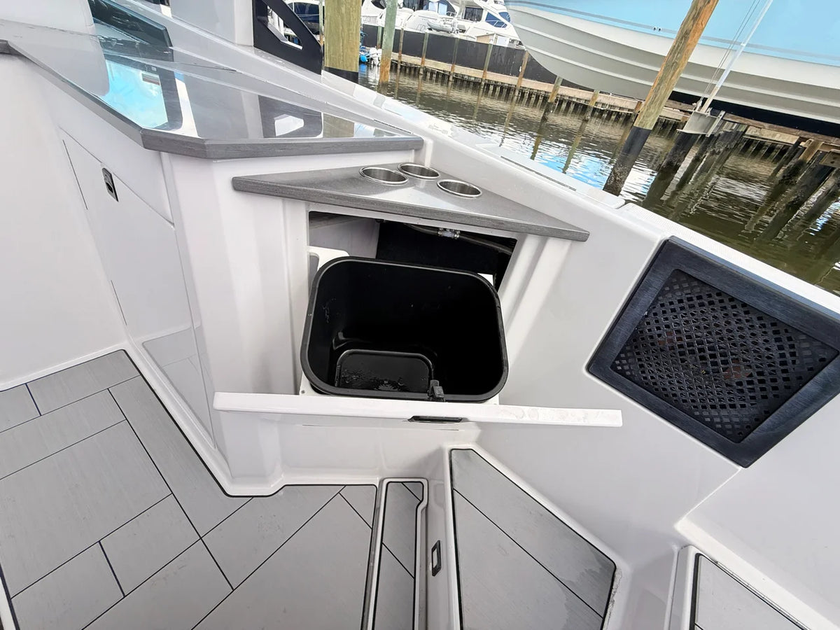 2023 Aviara AV32 Outboard 32.0 feet, St Petersburg, FL #36