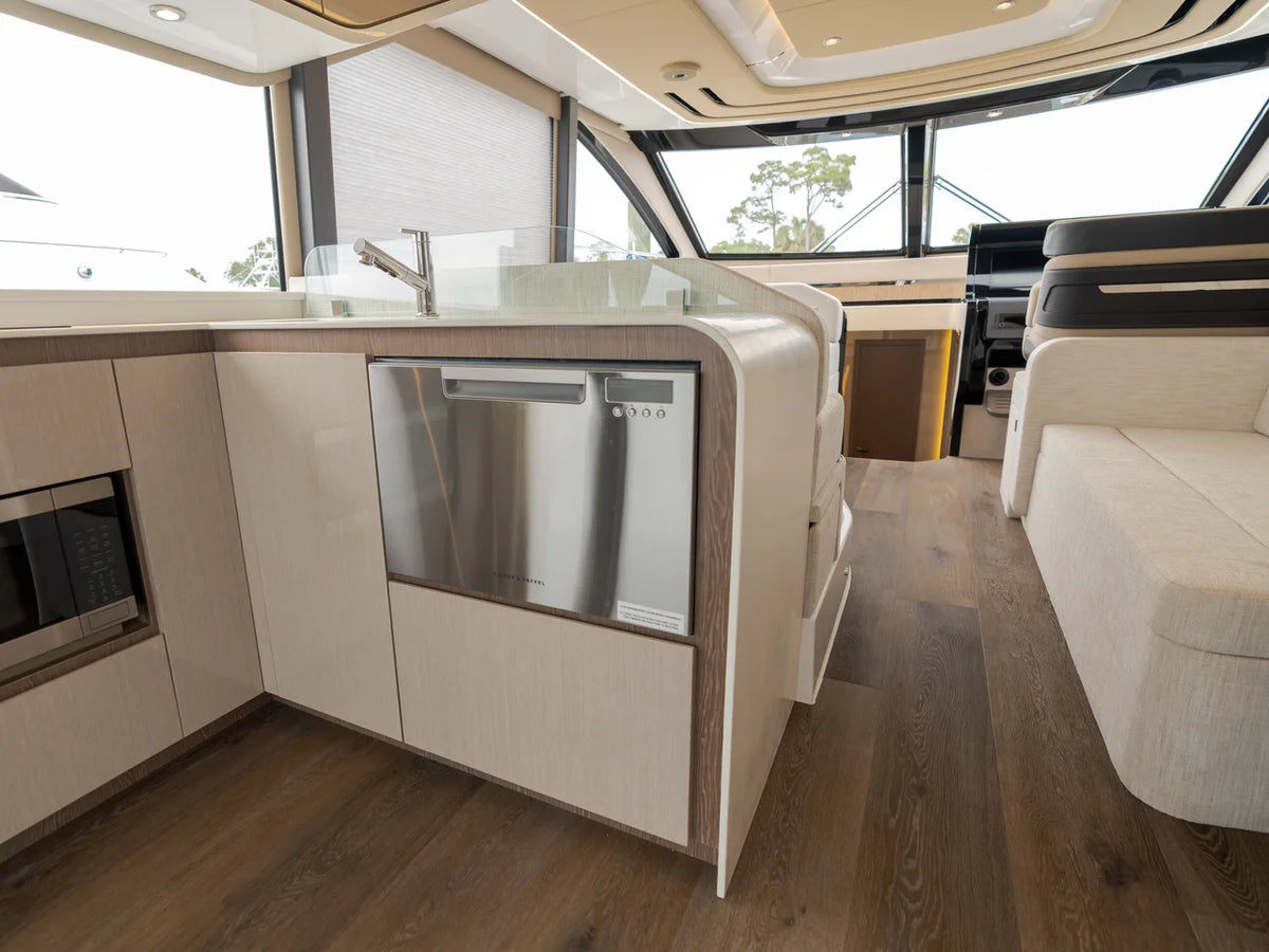 2026 Cruisers Yachts 57 FLY 57.0 feet, Panama City, FL #49