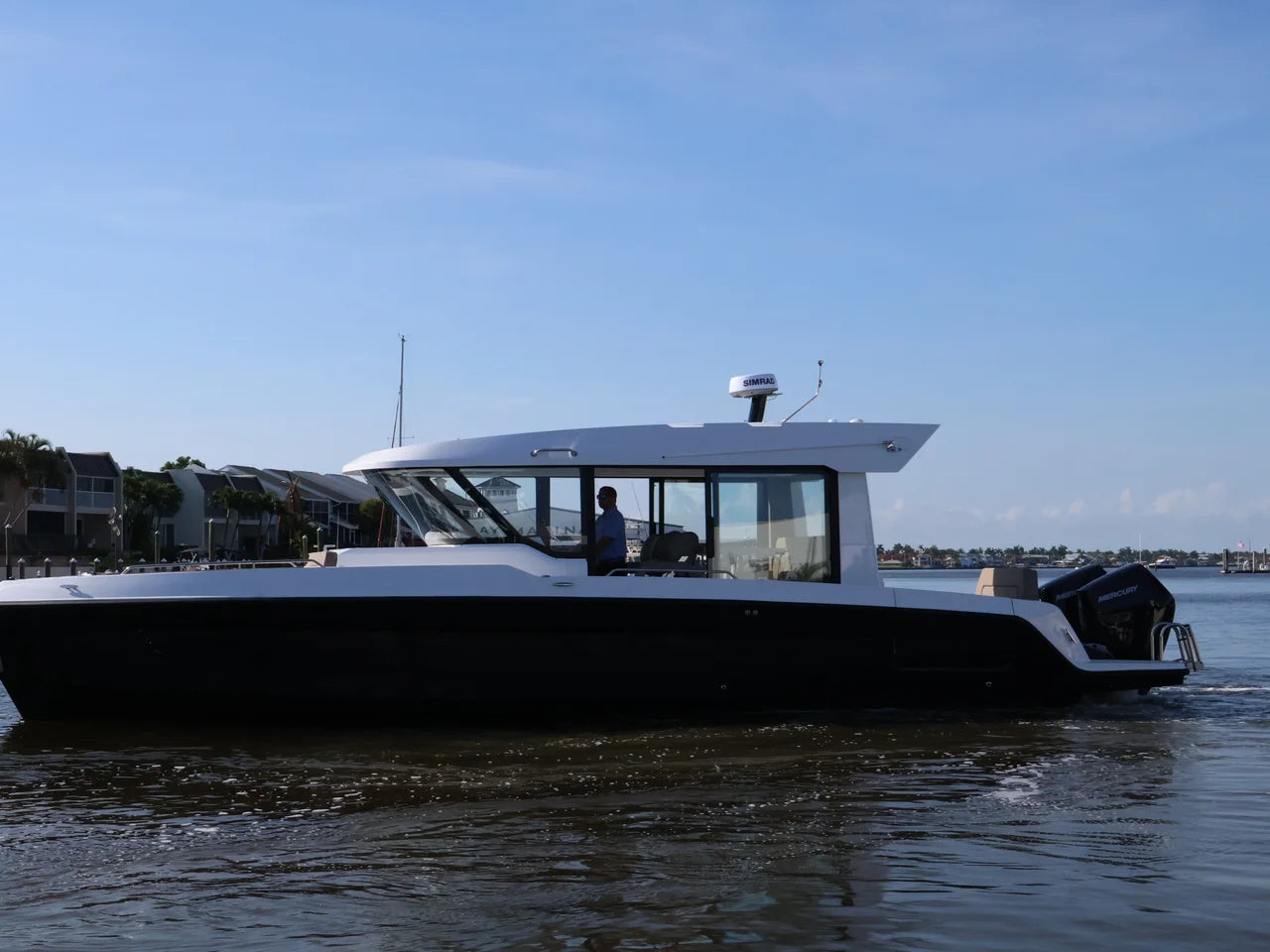 2026 Cruisers Yachts 38 VTR EC 38.0 feet, Naples, Florida #24