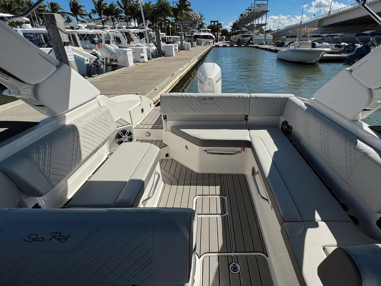 2026 Sea Ray SDX 270 Outboard 27.0 feet, Jupiter, Florida #9