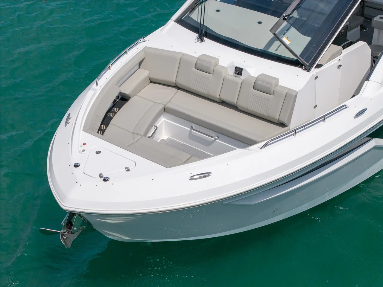 2026 Cruisers Yachts 42 GLS Outboard 42.0 feet, St. Petersburg, Florida #4