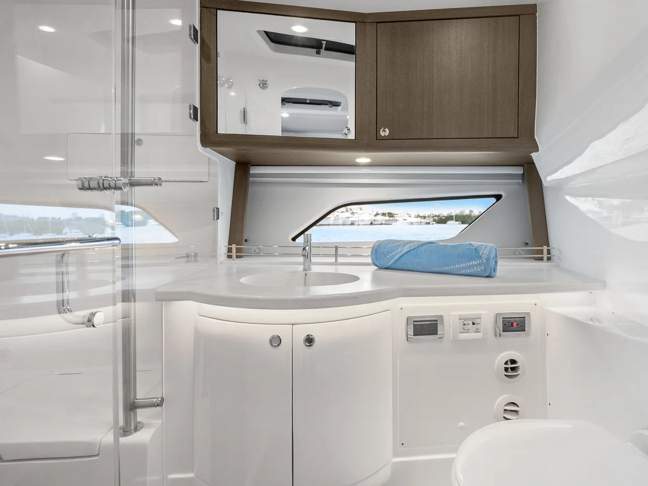 2024 Intrepid 477 EVOLUTION 47.0 feet, Dania, FL #40