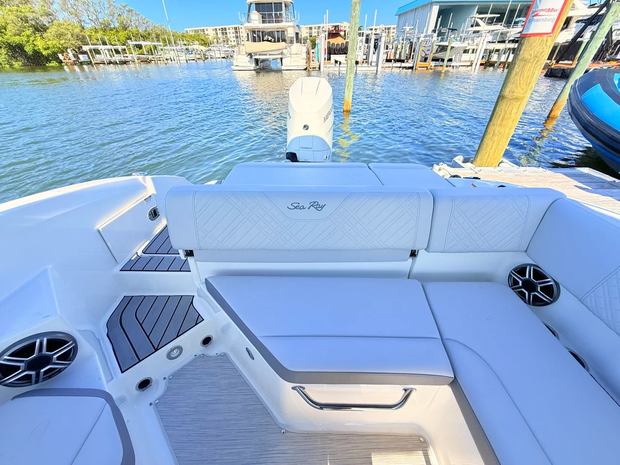 2027 Sea Ray SDX 270 Outboard 27.0 feet, St Petersburg, FL #31