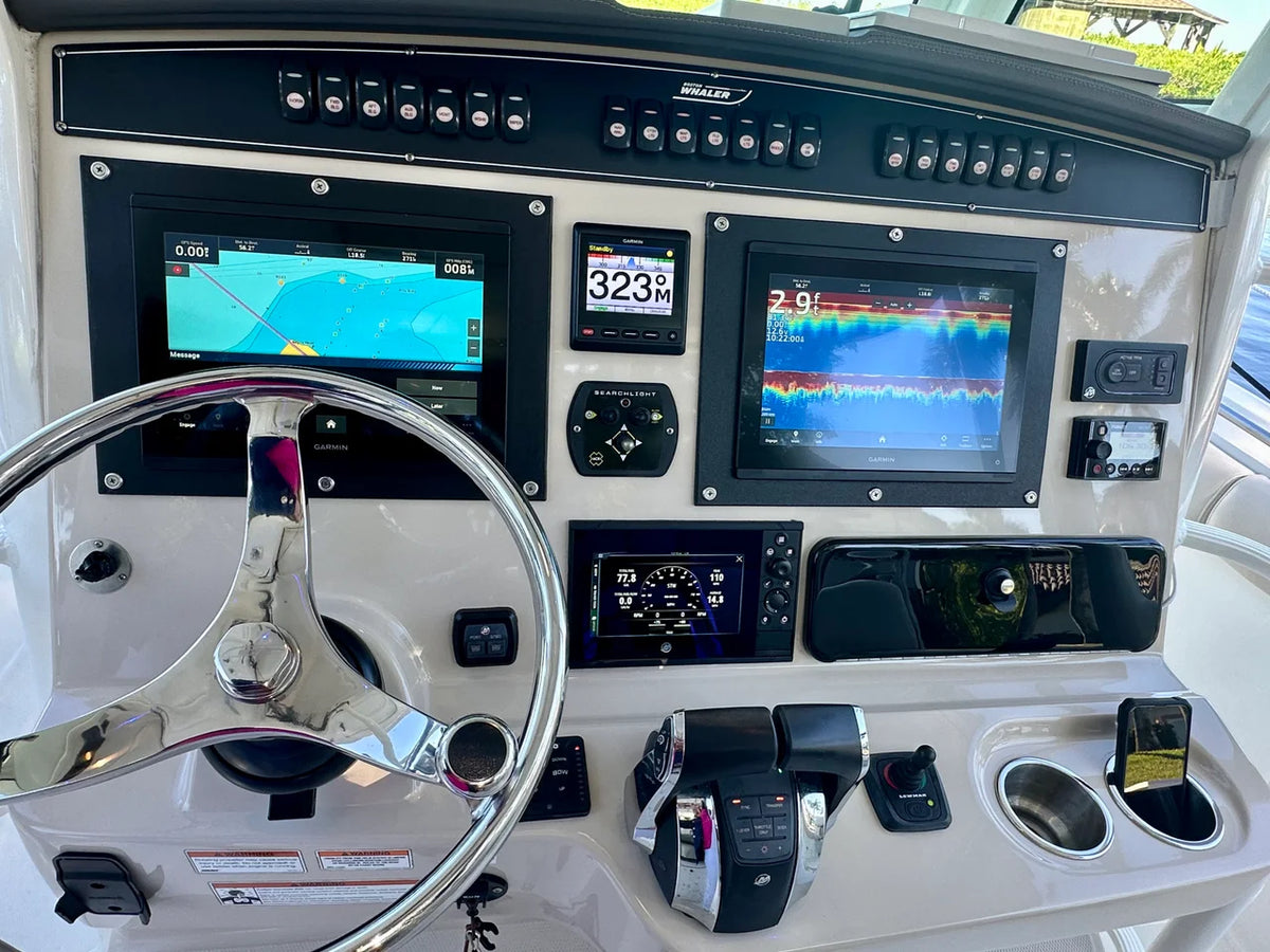 2021 Boston Whaler 330 OUTRAGE 33.0 feet, Fort Myers, FL #23
